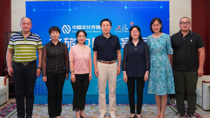 抖音直播代运营：揭秘行业翘楚，助力品牌腾飞